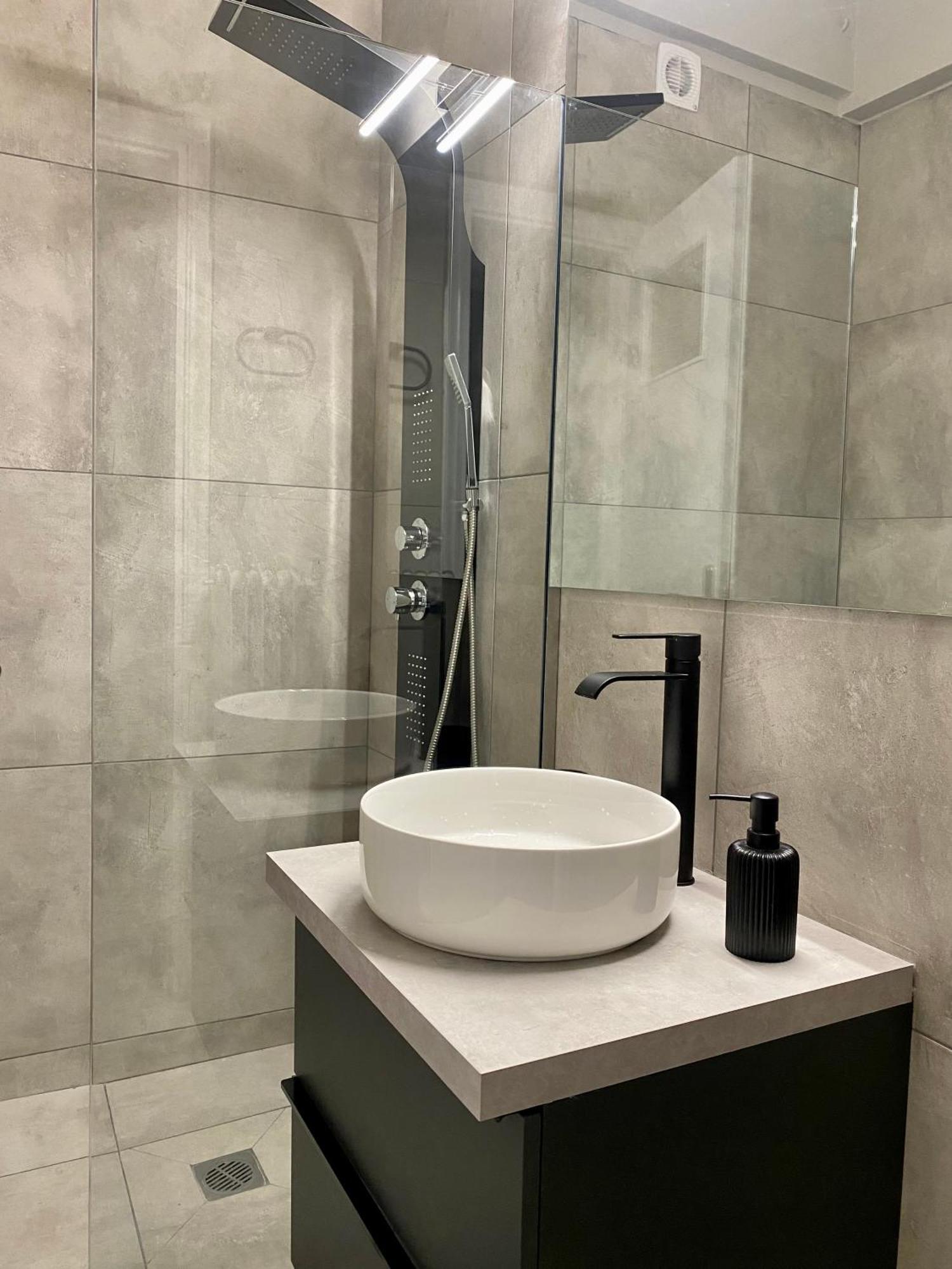 Cozy Apartment In Kolonaki Athens - Sleeps 5 Ngoại thất bức ảnh