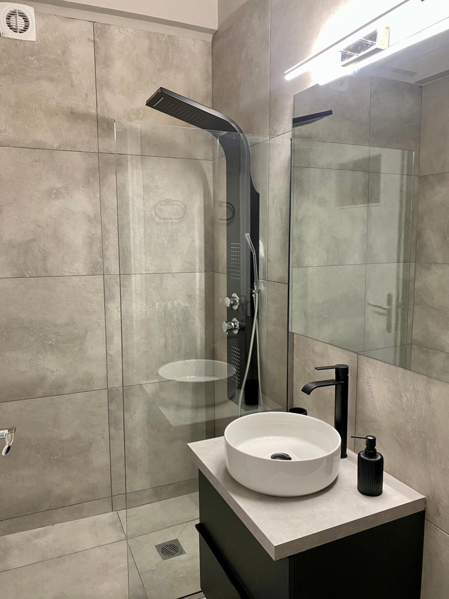 Cozy Apartment In Kolonaki Athens - Sleeps 5 Ngoại thất bức ảnh
